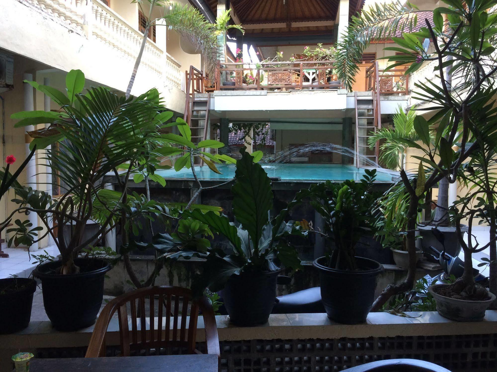 Rita Za Hotel Kuta Lombok Esterno foto